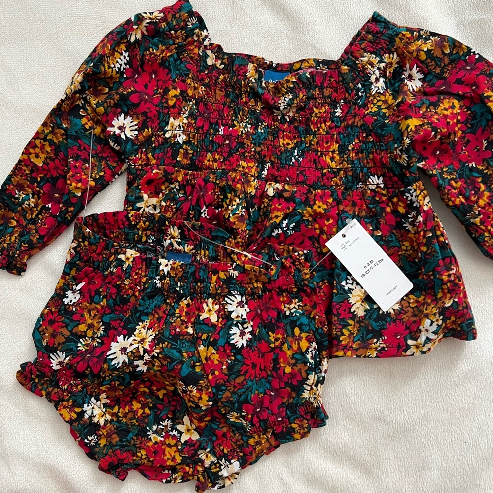 Matching floral set from old navy. 0-3 months